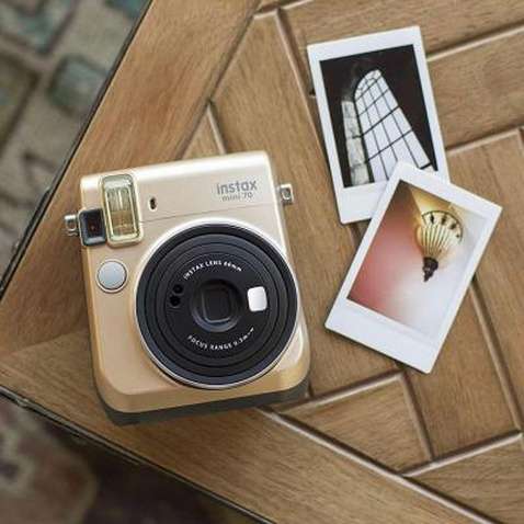 Камера миттєвого друку Fujifilm Instax Mini 70 Stardust Gold (16513891)