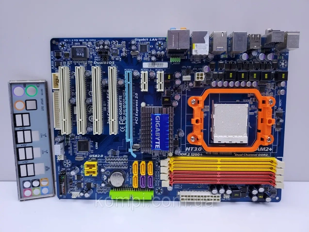 б\в Материнська плата sAM3 Gigabyte GA-MA720-us3 (4xDdr2,PciEx,,1xIDE,6xSATA,4xPCI) б\в