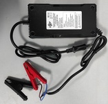 Зарядний пристрій  для свинцевого та гелевого АКБ LP AC-019 12V 8A