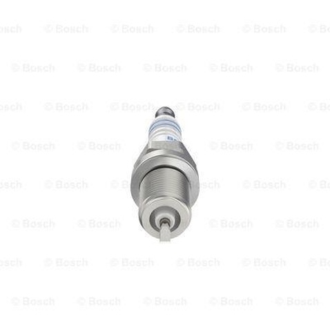 Свічка запалювання Bosch 0 242 235 666