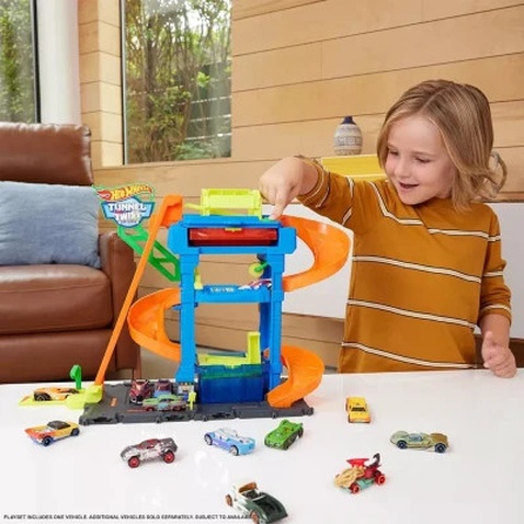 Автотрек Hot Wheels City Автомийка: Скажені віражі (HTN80)
