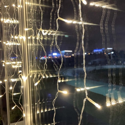 Гірлянда ColorWay Бахрома 3 м x 0.6 м 100 Led IP20 кольорова USB (CW-GF-100L36UMC)