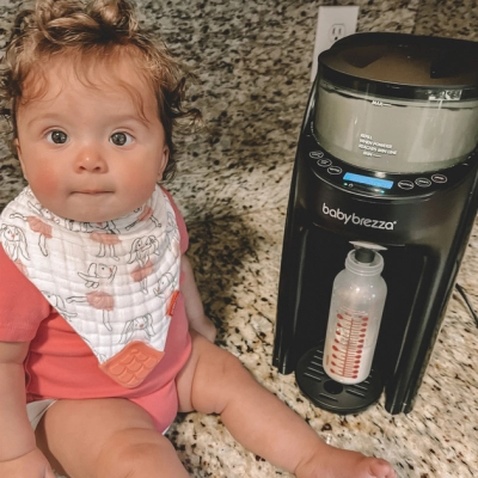 Машина для приготування дитячої суміші Baby Brezza Formula Pro Advanced Чорний (FRP0131)