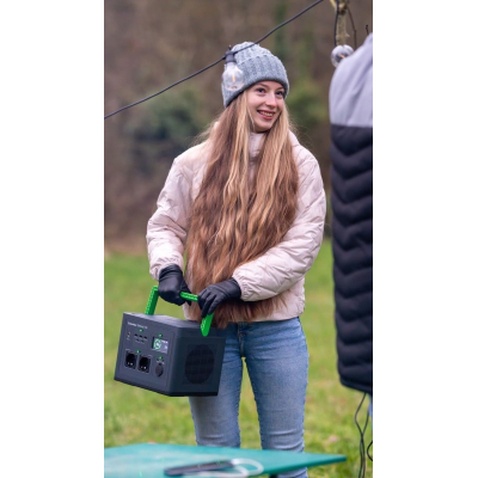 Зарядна станція Schneider Electric 700, 738Wh (PPS730-GR)